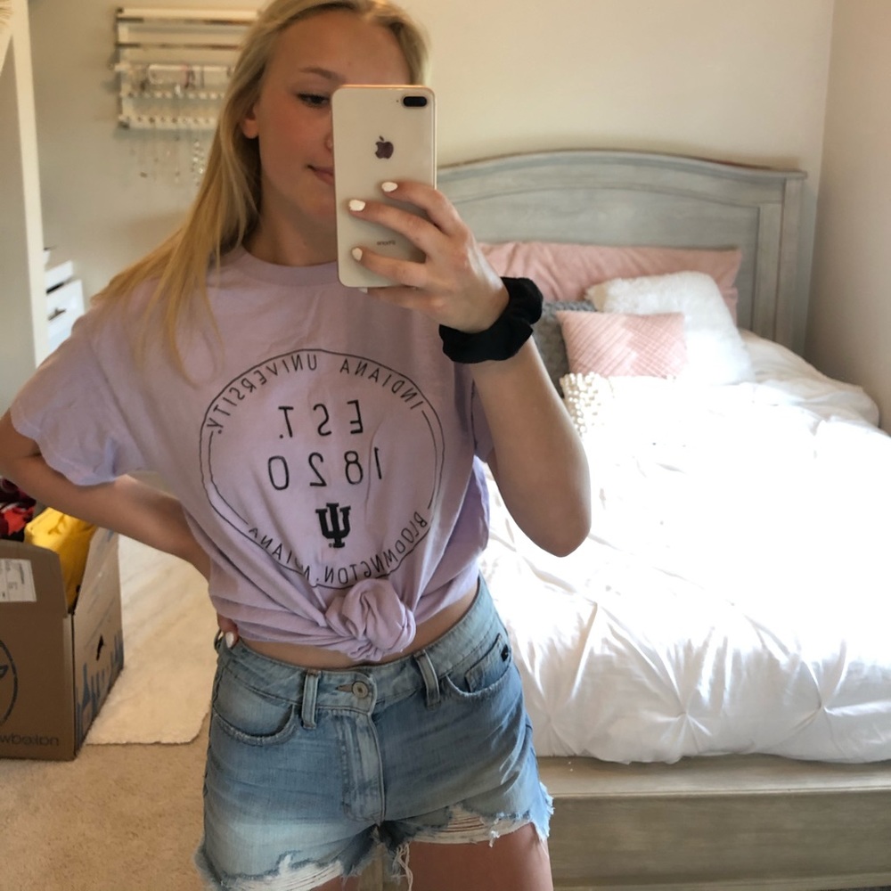 College tee